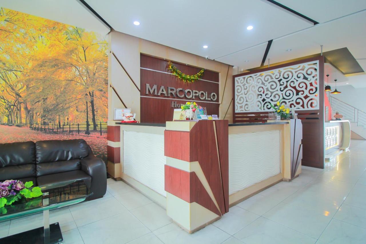 Oyo 1825 Marcopolo Homestay Пеканбару Экстерьер фото