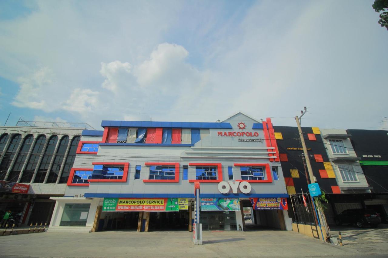 Oyo 1825 Marcopolo Homestay Пеканбару Экстерьер фото